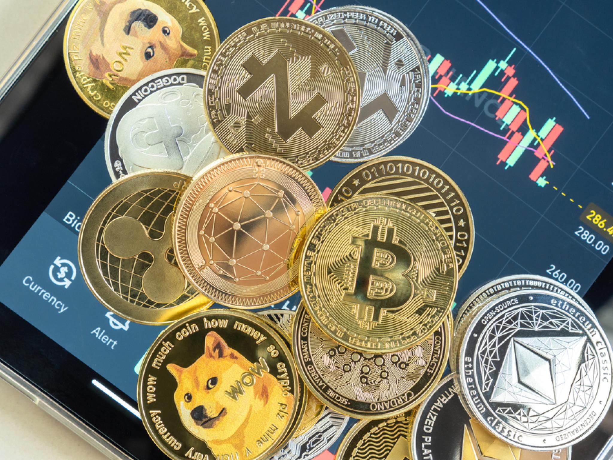Hong Kong’s Bitcoin ETF Debut Records 0.2% Of First-Day US ETF Trading Volume
