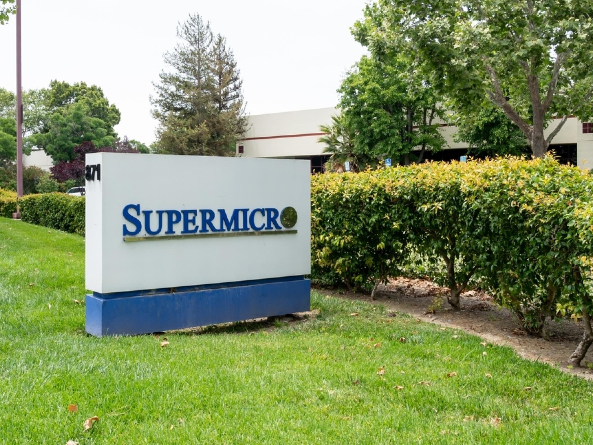 Supermicro, Lambda Expand AI Infrastructure with Nvidia Blackwell-Powered Servers