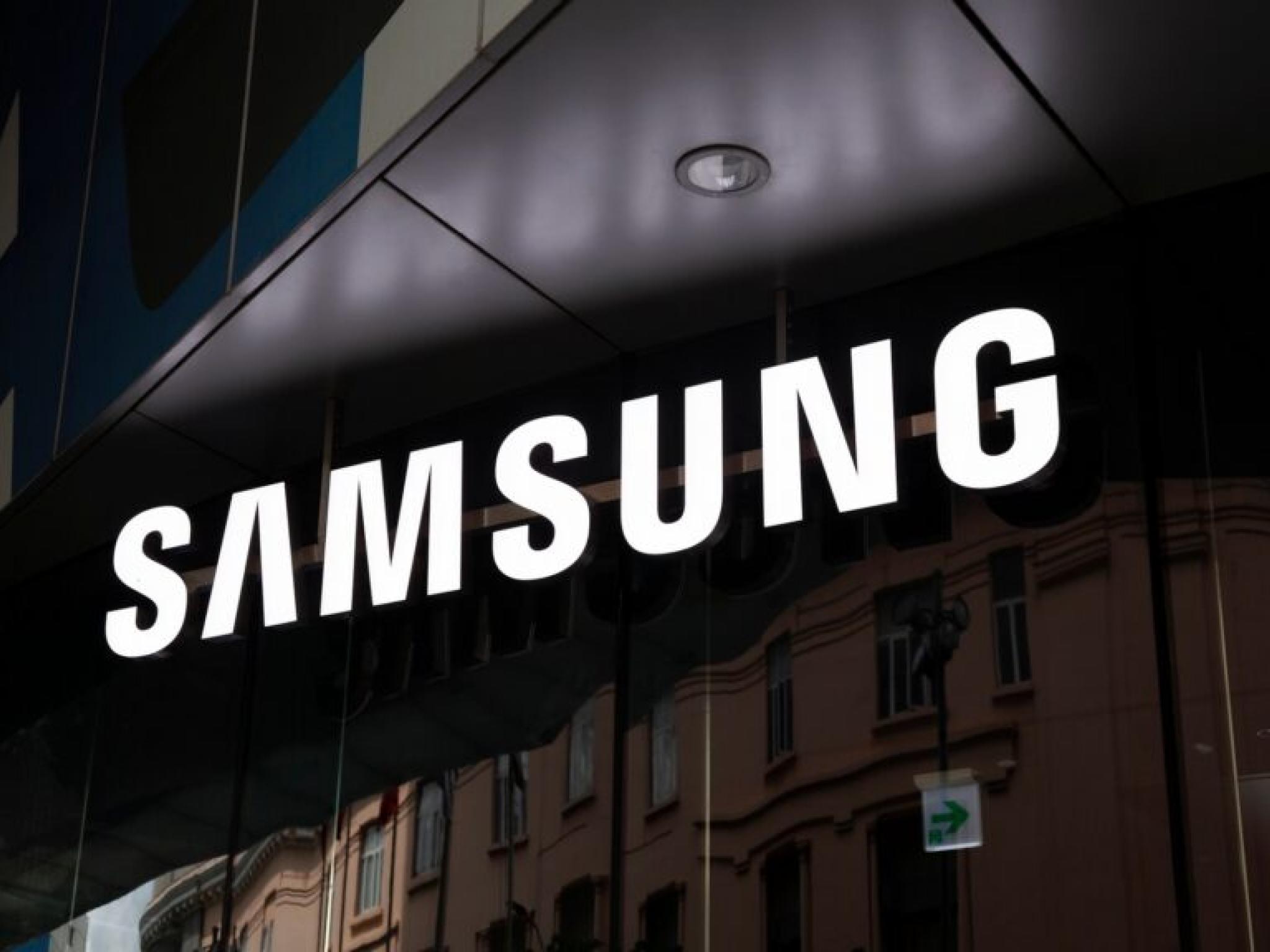 Samsung Hikes Key Chip Prices 60% To Keep Up with AI Boom ‘Panic Ordering’